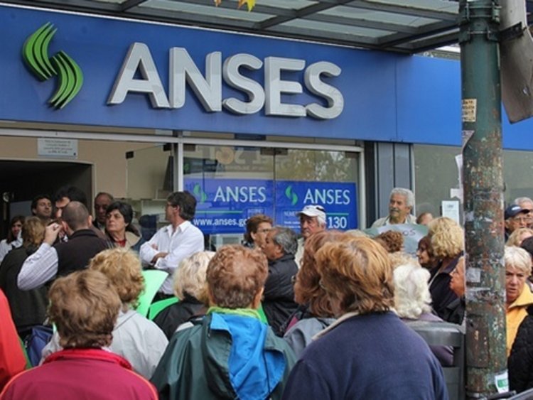Cobras una prestación de Anses - Mira cuando te corresponde cobrar