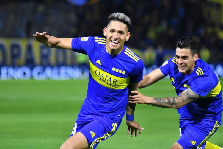El nuevo perfil del número 9: jóvenes, altos, con un cabezazo letal, desgaste físico y un enorme corazón