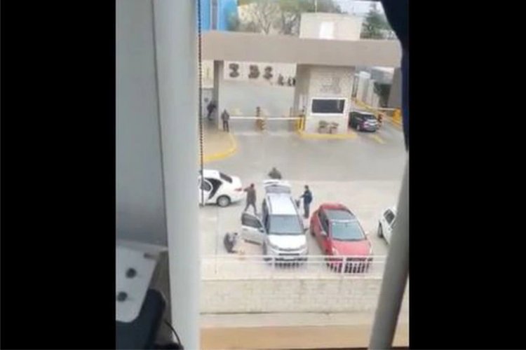 En una compra de dolares , los engañaron y les robaron 9 millones de pesos