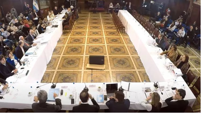 Los Senadores de Unión por la Patria se sumaron al paro y no se presentaron a tratar el paquete fiscal
