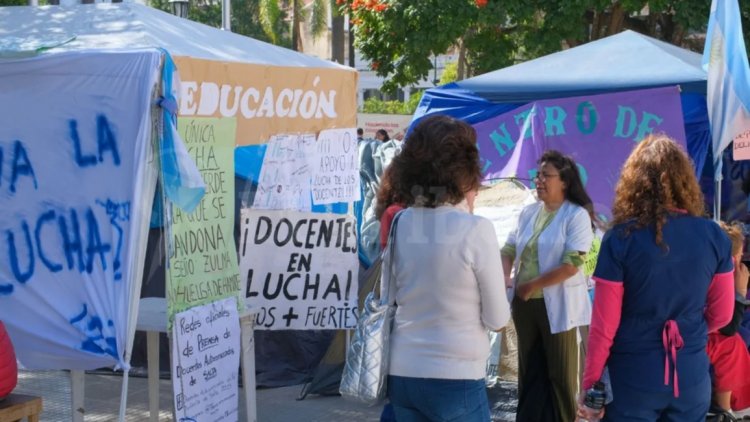 Salta ¡ Echaron a 117 docentes que faltaron más de 130 días en 2023 tras un paro