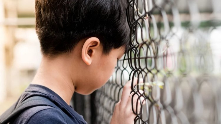 Docentes con causas por delitos sexuales, sin titularización