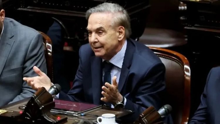 Para Pichetto: “El charanguito y la música del norte no tienen nada que ver con la Argentina"